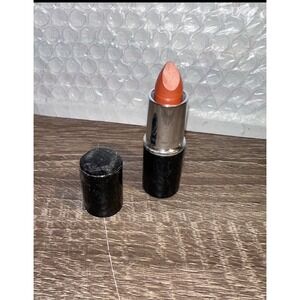 Benefit cosmetics Lipstick Walk On By Coral Pink Shimmer Creamy Finish LP01 lip‎